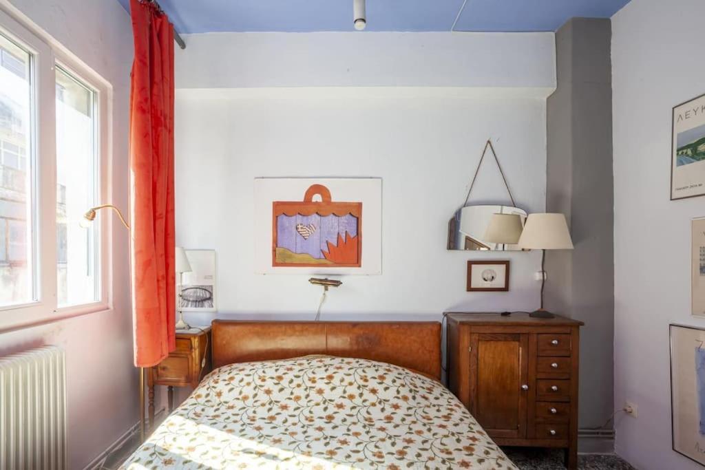 Greek Retro Decor & Wesanderson'S Movies Design Thessaloniki Exterior photo